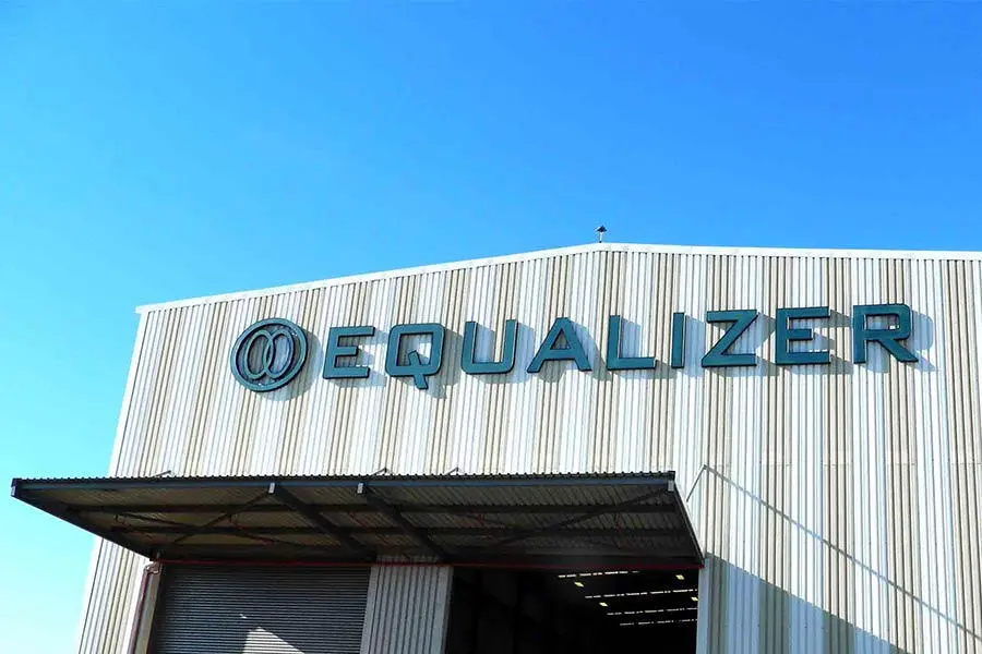 Компанія Equalizer